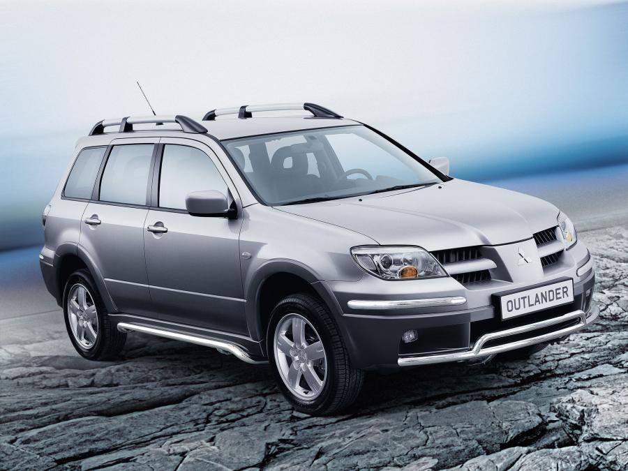  Mitsubishi Outlander 2003 года  (фото 1 из 8)